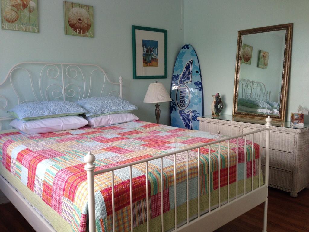 Angelfish Inn Hollywood Bilik gambar